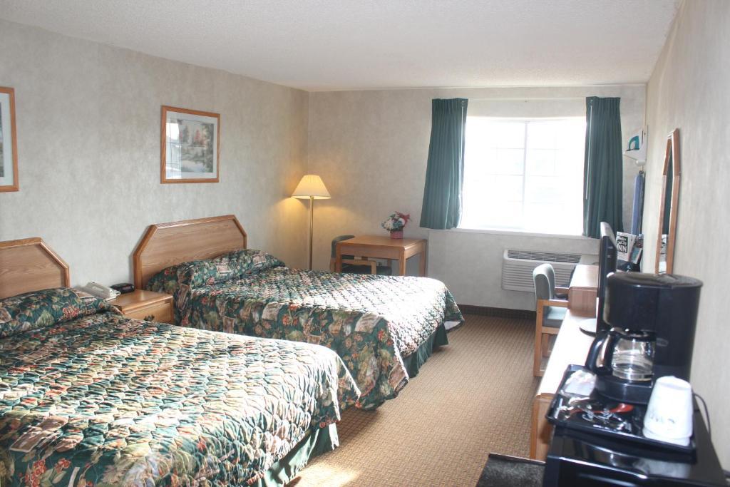 Garden City Inn Room photo